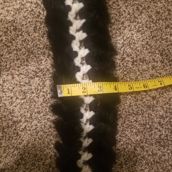 Rabbit fur scarf - Picture 4 of 4